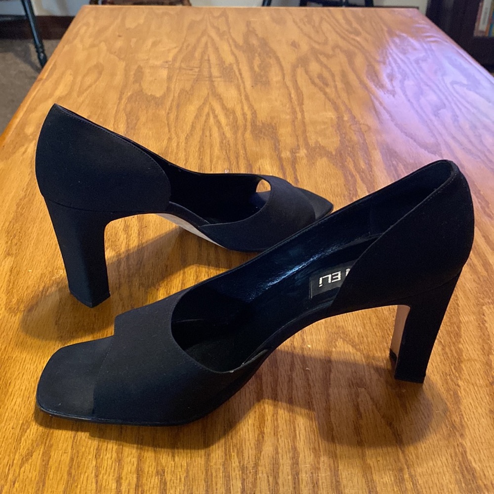 Van Eli Black Peep toe Heels Size 11M - Picture 3 of 7